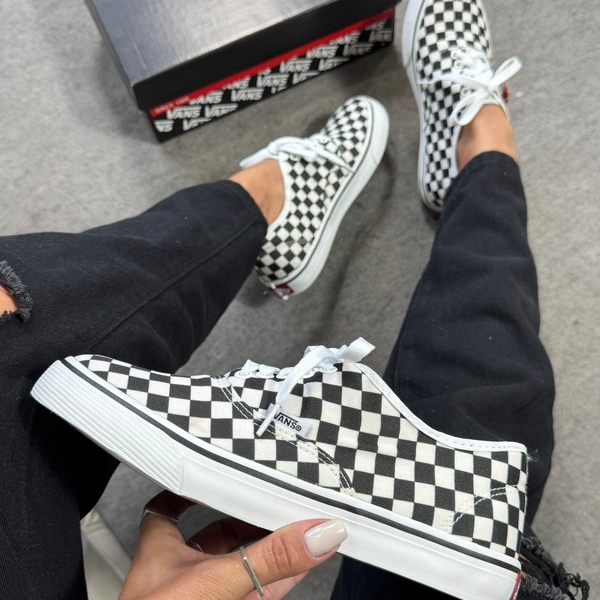 Tênis Vans Checker board —  Premium.