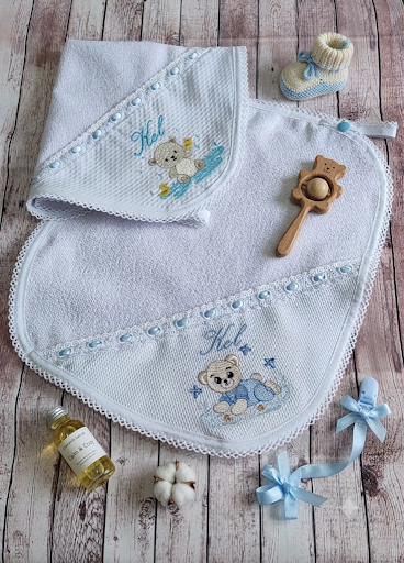 Kit Babetes Personalizadas Bordadas para Bebês