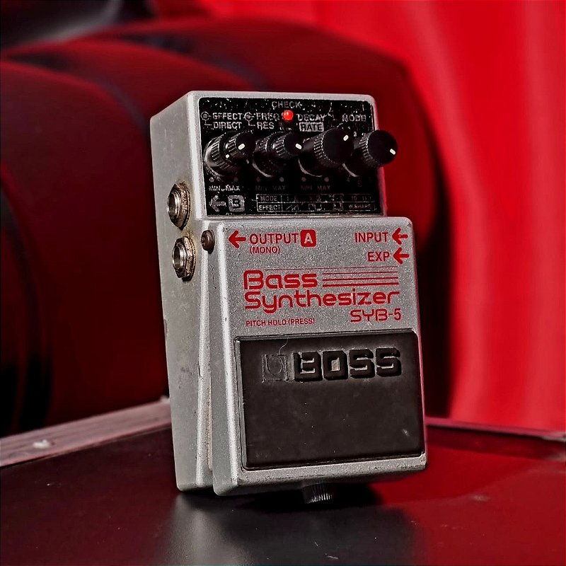 Pedal Para Baixo Boss Bass Synthesizer Syb-5 - Gruveria Shop