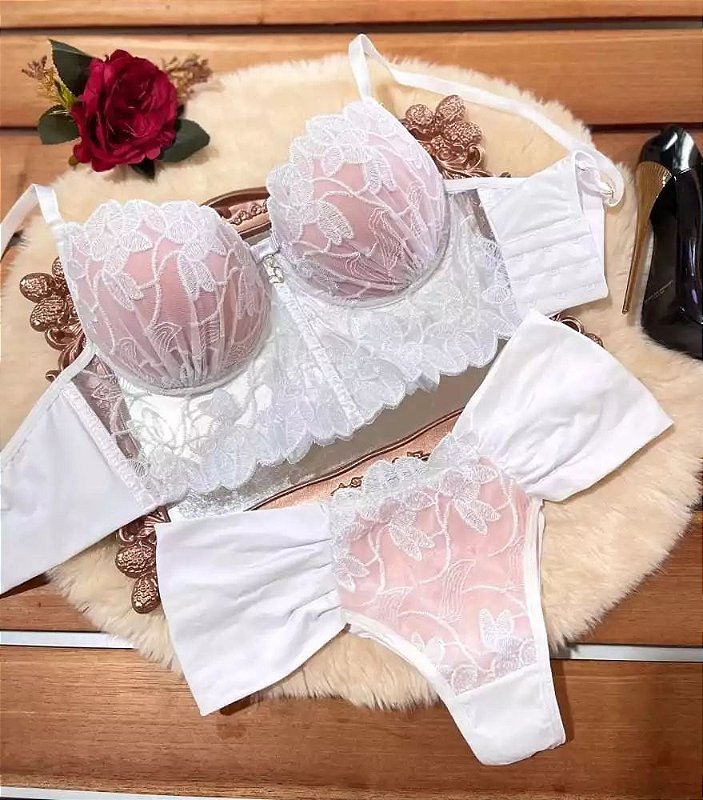 Conjunto em poliamida com tule bordado corações, tamanho G