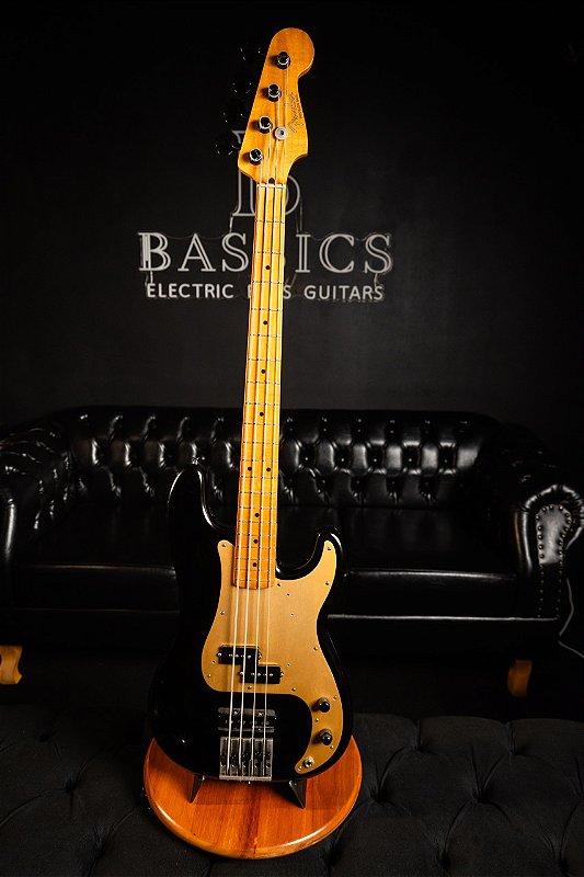 Fender Japan Precision Bass マルチレイヤー　レリック Baixo Fender Precision Japan - Bassics