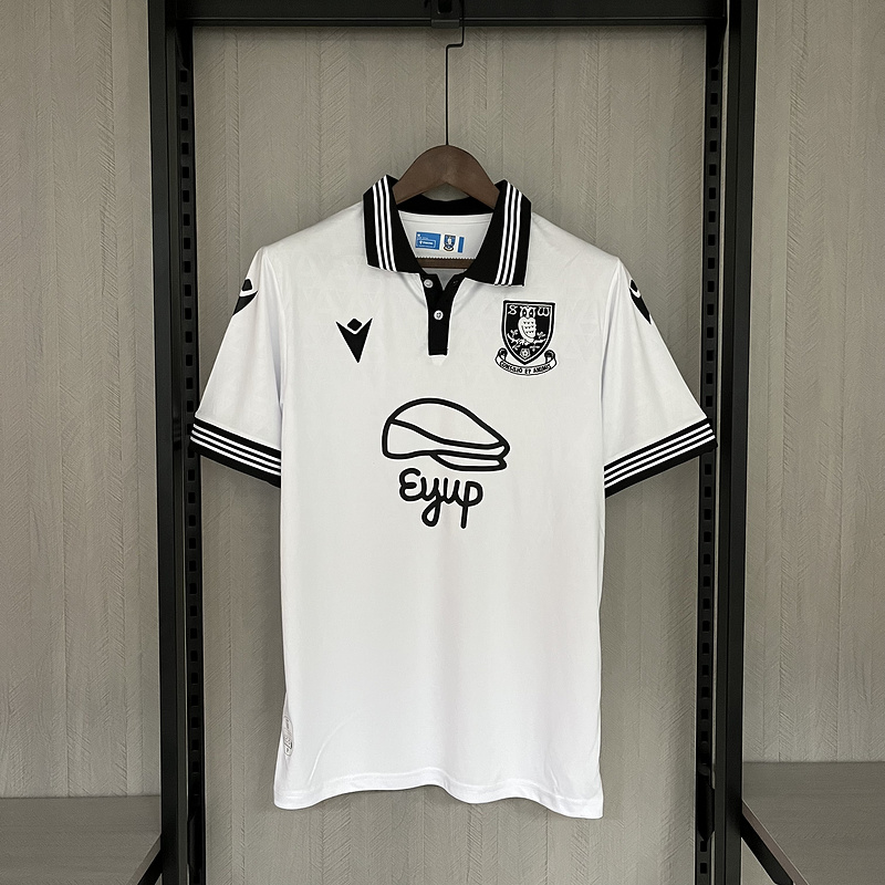 Camisa titular do Sheffield Wednesday 2023-2024 é lançada pela Macron