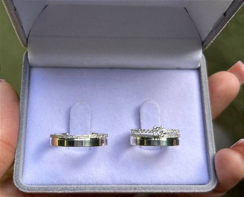 Aliança Clássica Prime 4mm com solitário cravejado em Prata 950