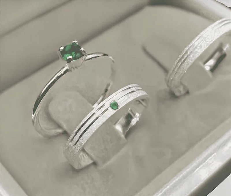 Aliança Velure Verde 4mm com solitário em Prata 950