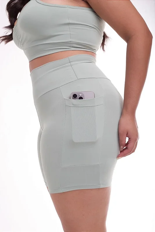 Short Ciclista Feminino com Bolso Lateral