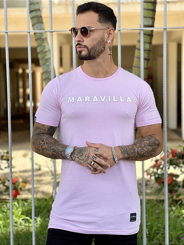 Camiseta Longline Masculina Rosa Claro Escritas Classicas - Imperium Store  | Loja de roupas multimarcas masculina