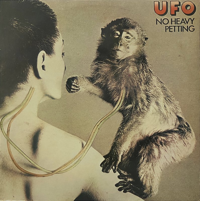 UFO/最新リマスター/NO HEAVY PETTING/LIGHTS OUT img_5376-1wl5w2hint.JPG