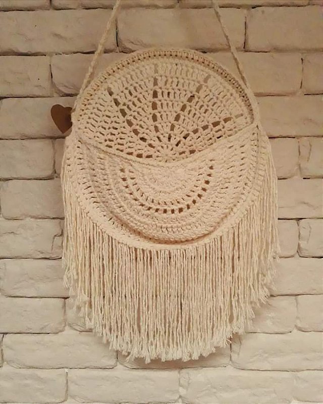 Porta-trecos em crochê