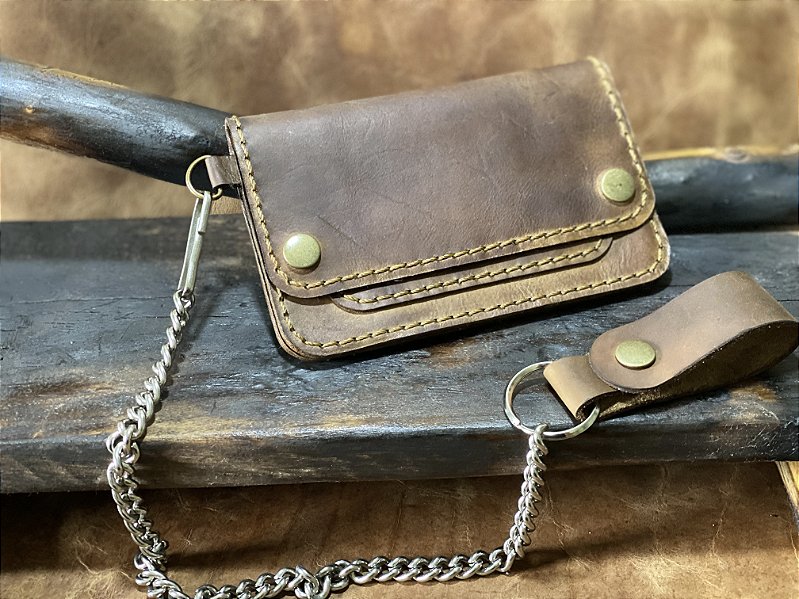 Carteira BIKER TRADICIONAL com corrente para Motociclista - Couro Marron Envelhecido