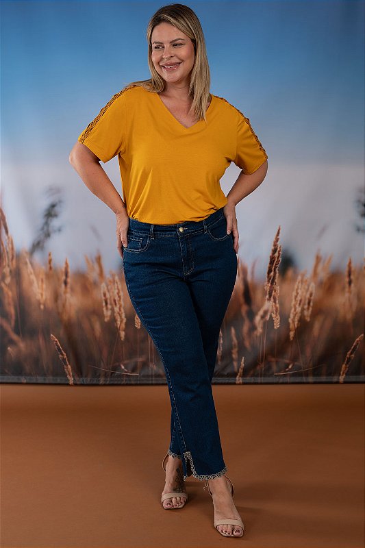 01-w8emstxxzw.jpg