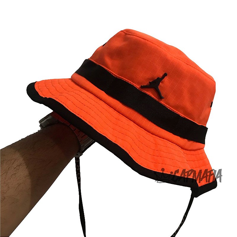 Chapéu Bucket Hat Jordan Brand Jumpman Laranja e Preto - CAPMAFIA