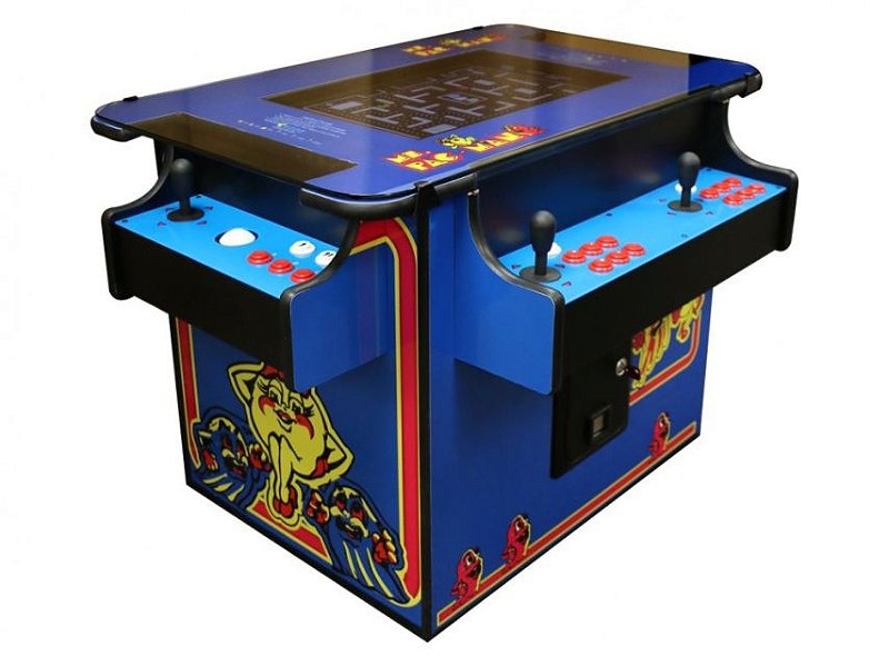 Uma máquina de pinball retrô