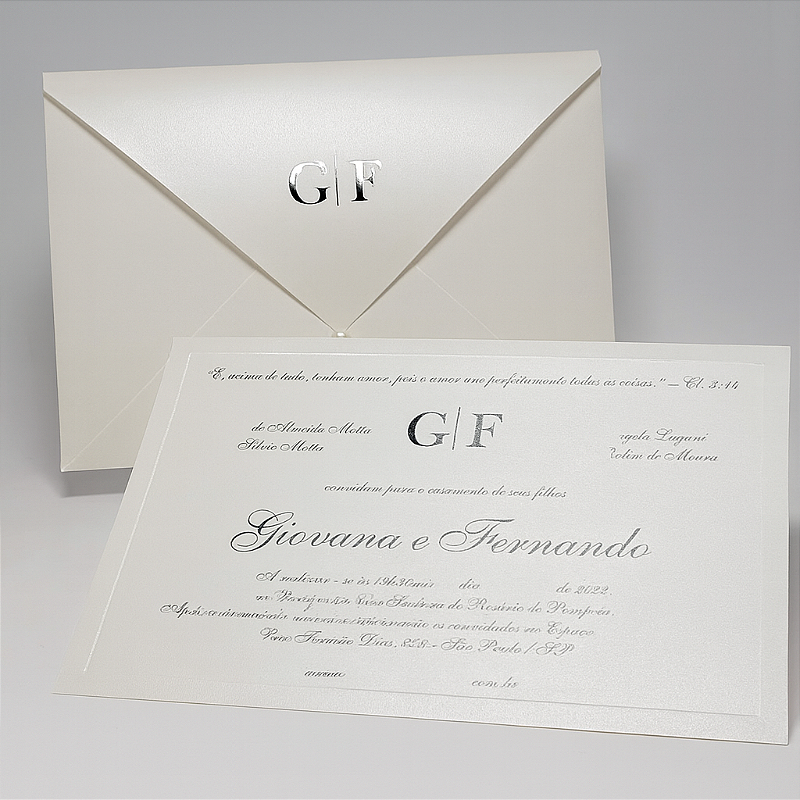 Convite casamento classico perolado iniciais