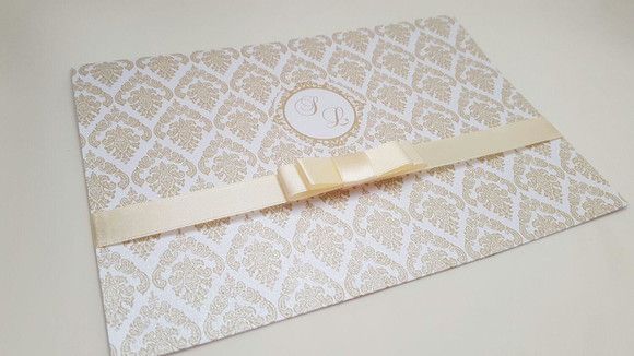 Convite casamento simples clássico palha