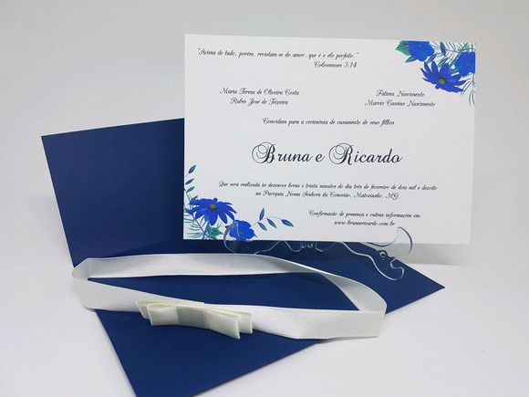 Convite azul com florais - Atelie da Lola Conviteria - convites casamento  debutante bodas