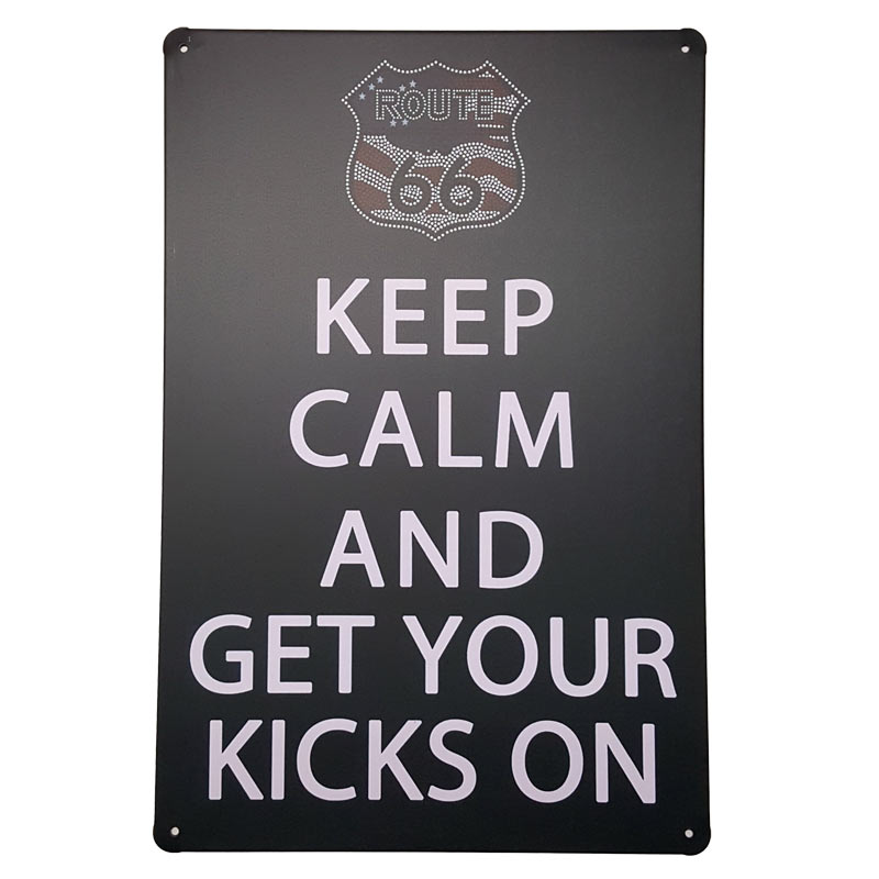 Placa de Metal Decorativa Keep Calm Kicks on - Yaay | Presentes ...