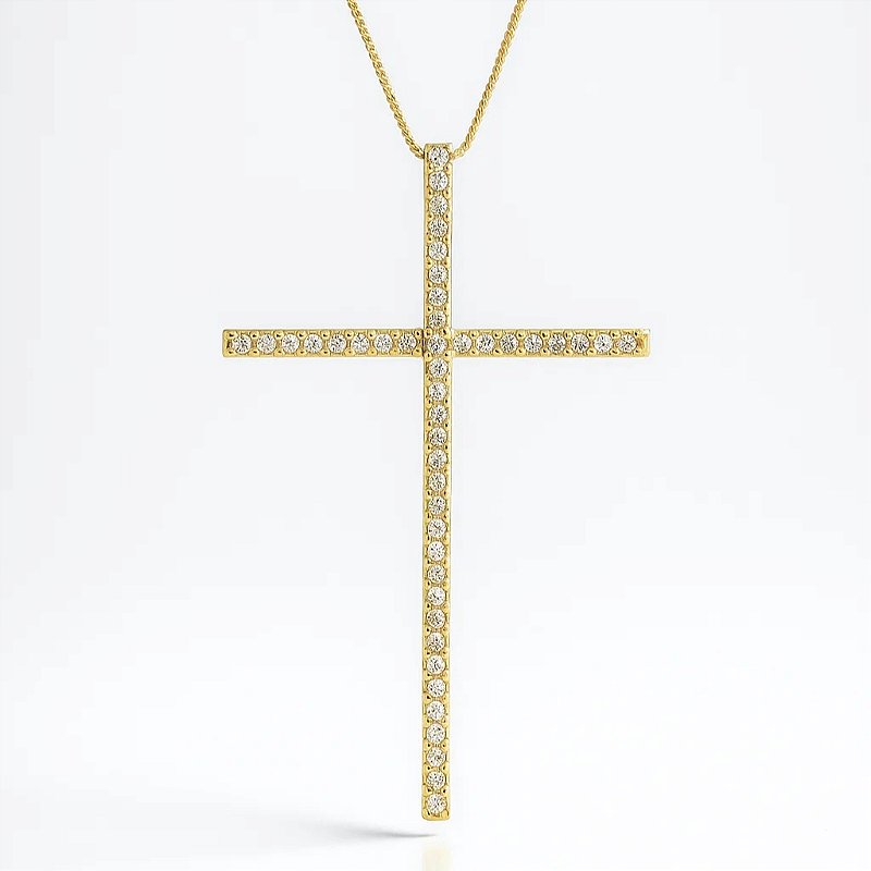 Colar com pingente de crucifixo cravejado folheados a ouro 18k