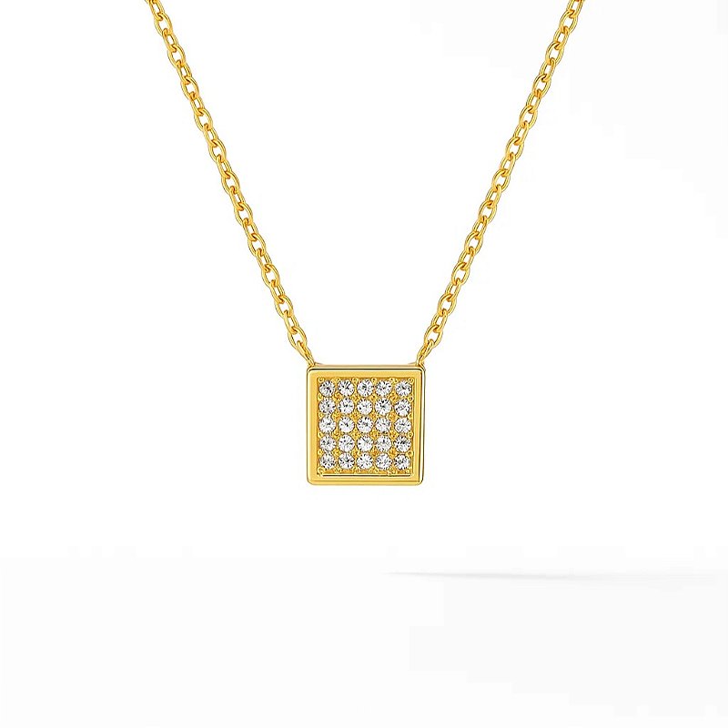 Gargantilha com pingente cravejado em zircônia folheado em ouro 18k