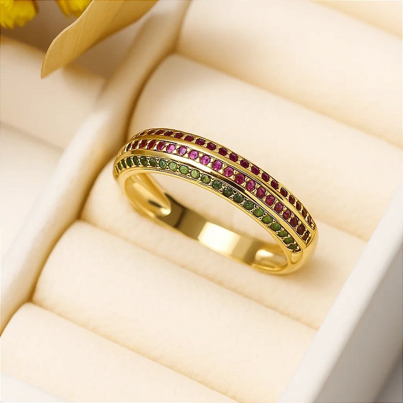 Anel  aparador cravejado com zircônias coloridas folheados a ouro 18k