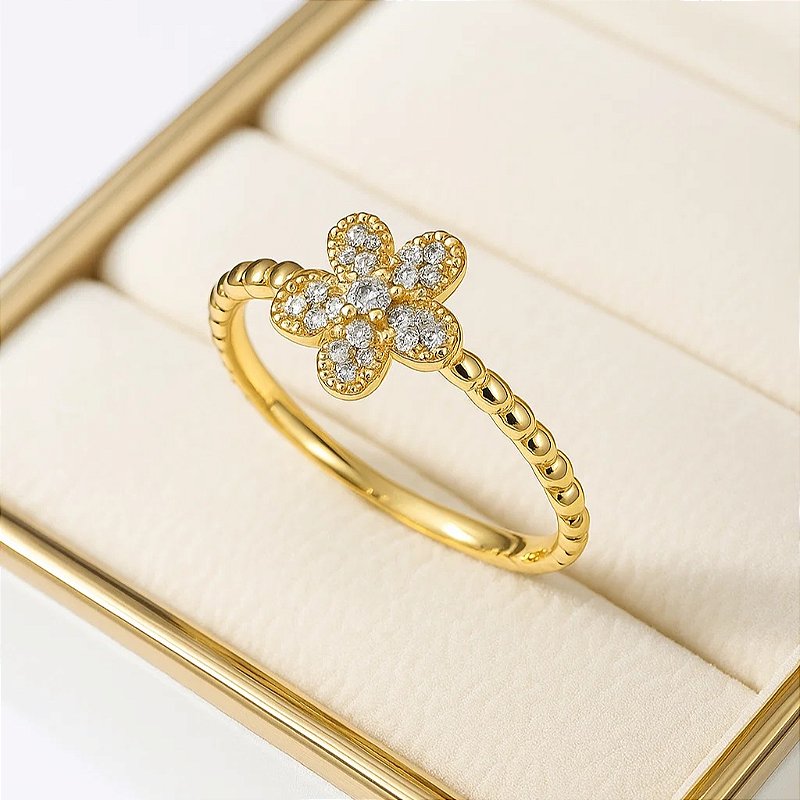 Anel flor folheado a ouro com zircônias