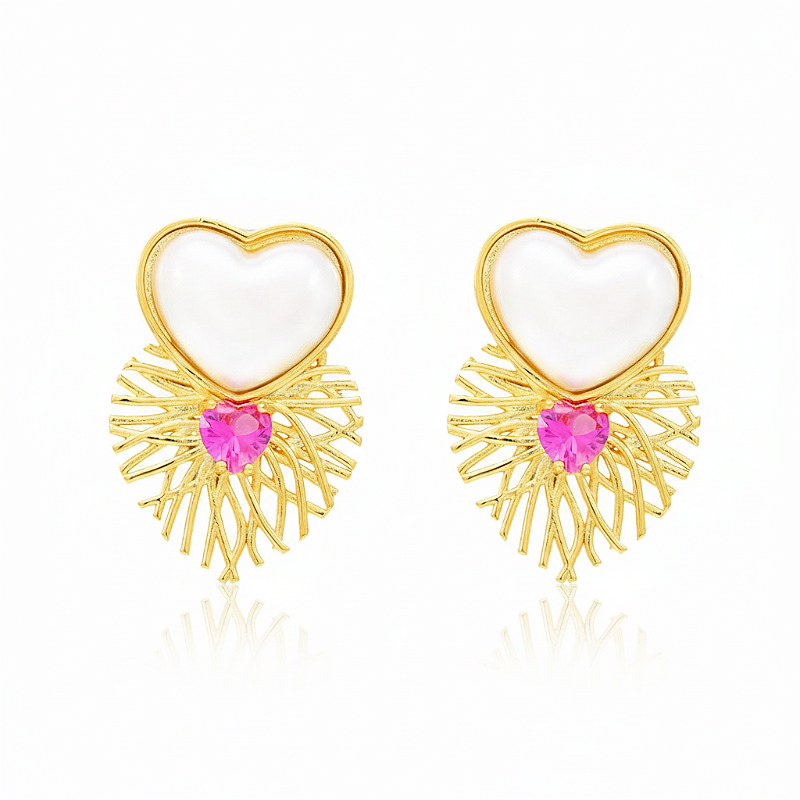 Brinco Design Coração Folhado em Ouro 18k