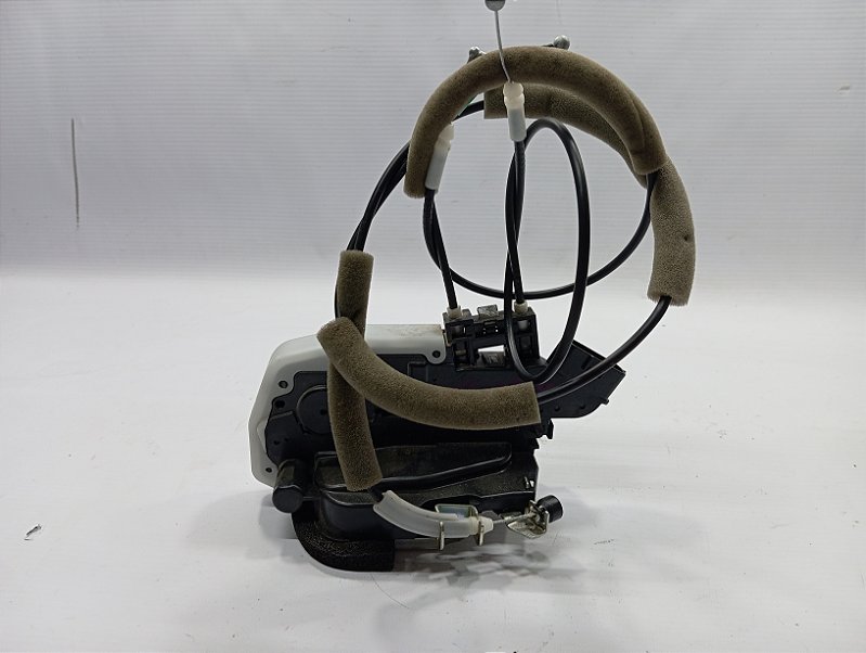 FECHADURA ELETRICA PORTA TRASEIRA DIREITA NISSAN VERSA 2018