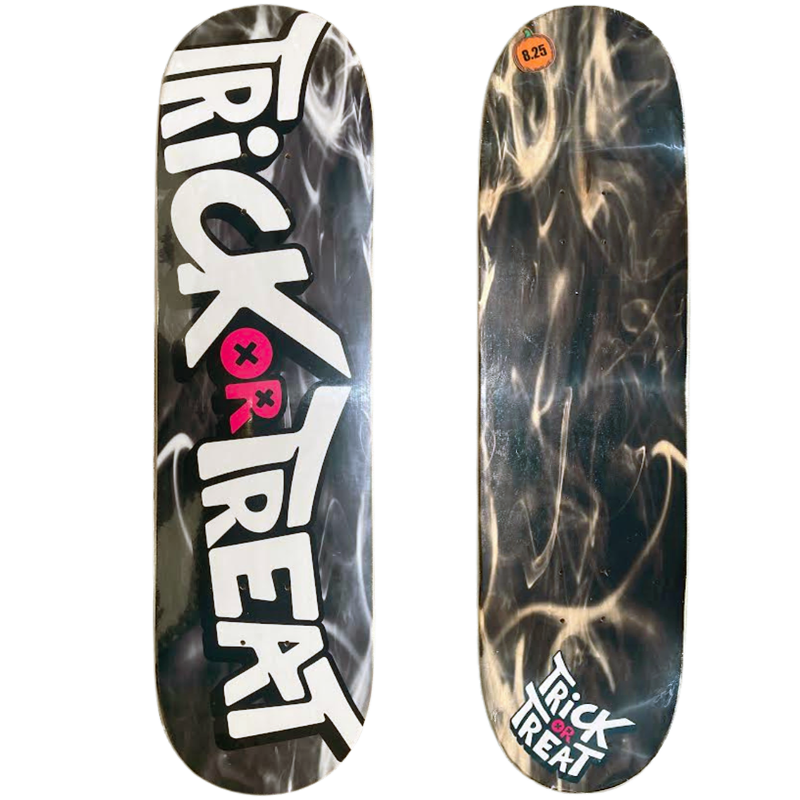 Shape para Skate de Marfim Trick or Treat 8.25 Logo Smoke