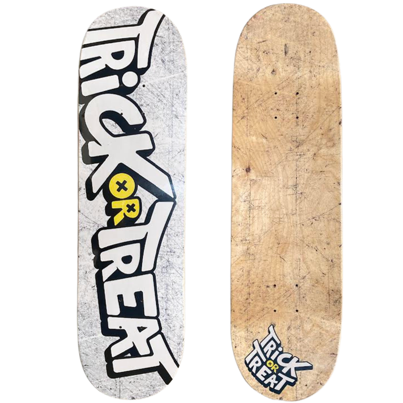 Shape para Skate de Marfim Trick or Treat 8.0 Corpo Coporate