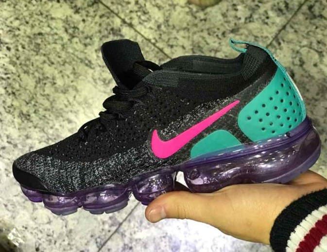 nike vapormax preto e roxo