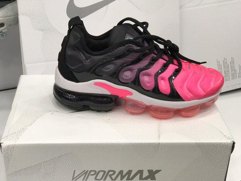 Tênis Nike Vapormax Plus Preto e Rosa PRONTA ENTREGA - Loja Online JP  ARTIGOS ESPORTIVOS