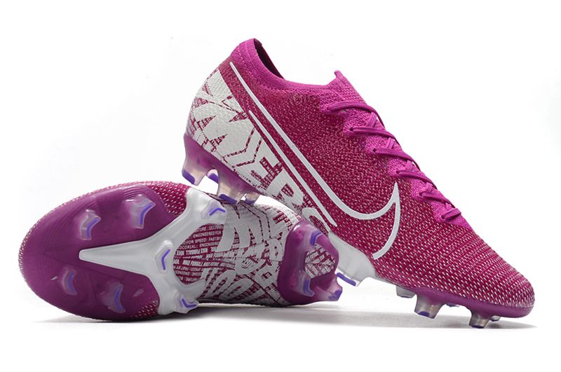 chuteira da nike branca e rosa