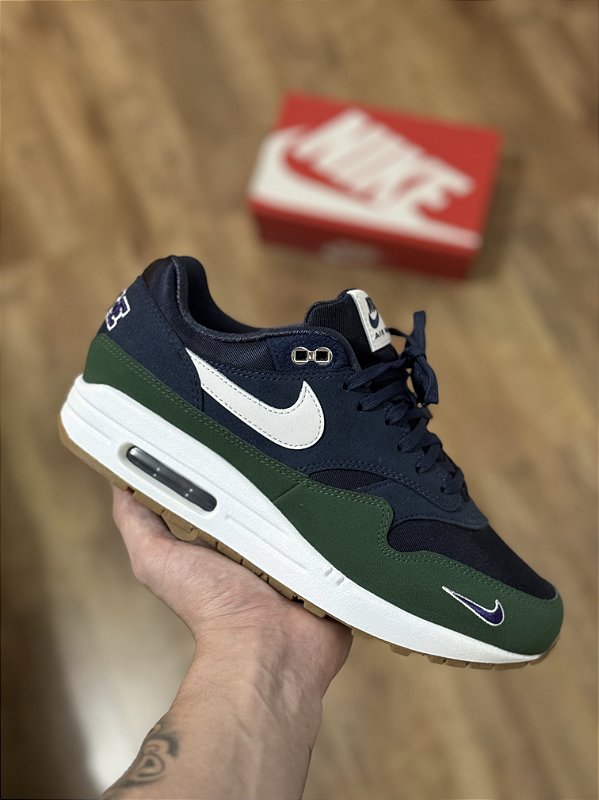 NIKE AIR MAX 1 '87 QS - Corre de Rua