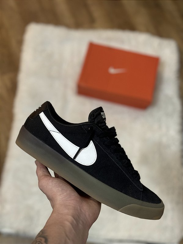 Nike SB x 917 Blazer Low GT ナイキ ブレザー Tênis Masculino Nike SB Blazer Low Pro GT - White/Black/Noir