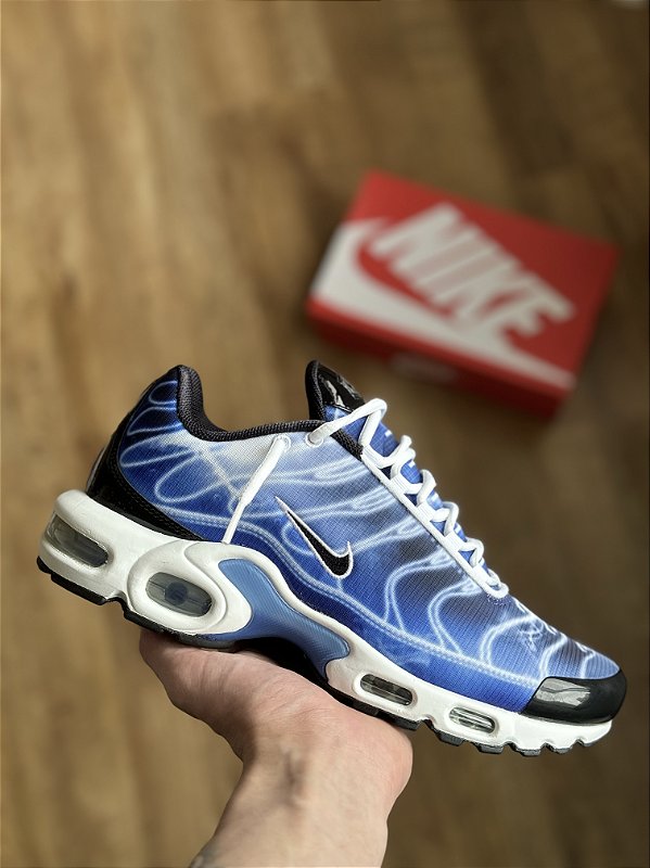 NIKE AIR MAX PLUS OG “Light Streaks” - Corre de Rua