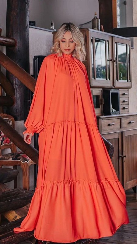 Vestido Longo Gola Alta.