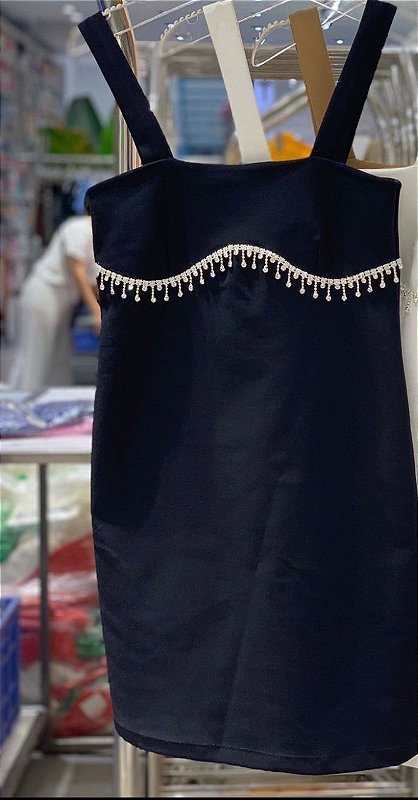 Vestido Com Strass No Busto