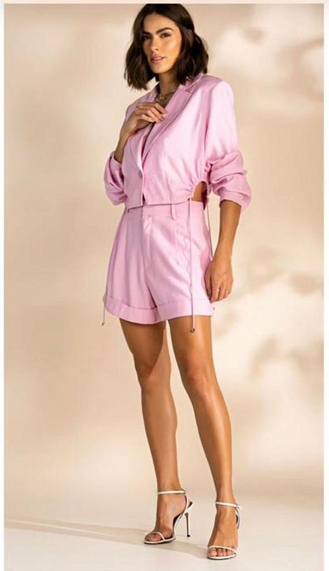 Conjunto Shorts Com Casaqueto