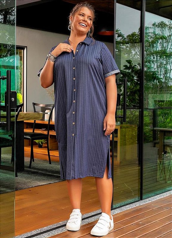 Vestido Chemise Alongado Malha Denim Listrada Plus Size