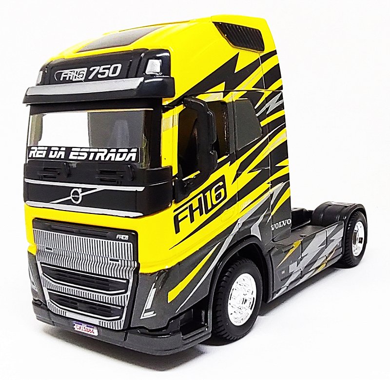 MINIATURA VOLVO FH 750 AMARELO - PERFORMANCE EDITION - ESCALA 1/43