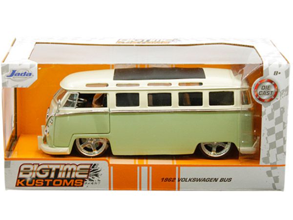 1/24 1962 VW KOMBI VERDE BIG TIME