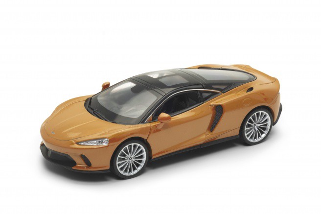 1/24 MCLAREN GT