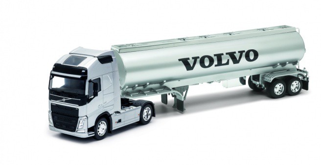 1/32 VOLVO FH 4X2 + TANQUE VOLVO