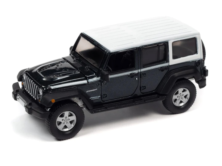 1/64 AUTO WORLD 2017 JEEP WRANGLER CHIEF RHINO