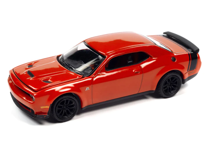 1/64 AUTO WORLD 2019 DODGE CHALLENGER R/T RED