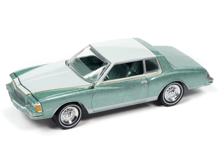 1/64 JOHNNY LIGHTNING 1979 CHEVY MONTE CARLO GREEN