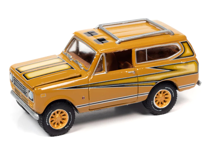 1/64 JOHNNY LIGHTNING 1979 INTERNATIONAL 1979 SCOUT MIDAS GOLD