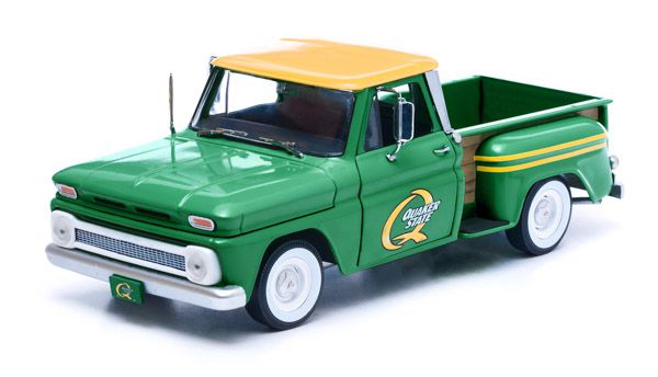 1965 CHEVY PICK UP C-10 QUAKER STATE1/18