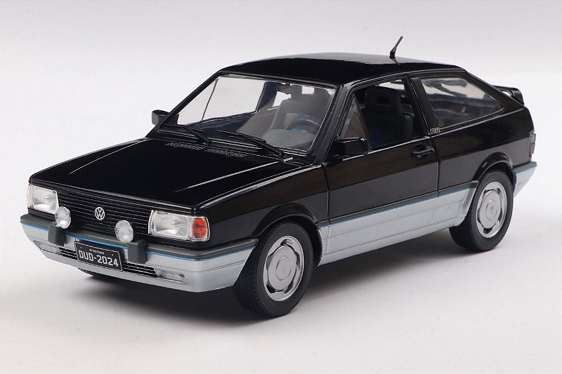 1/24 1994 VOLKSWAGEN GOL GTi PRETO UNIVERSAL SERIE CALIFORNIA CLASSICS