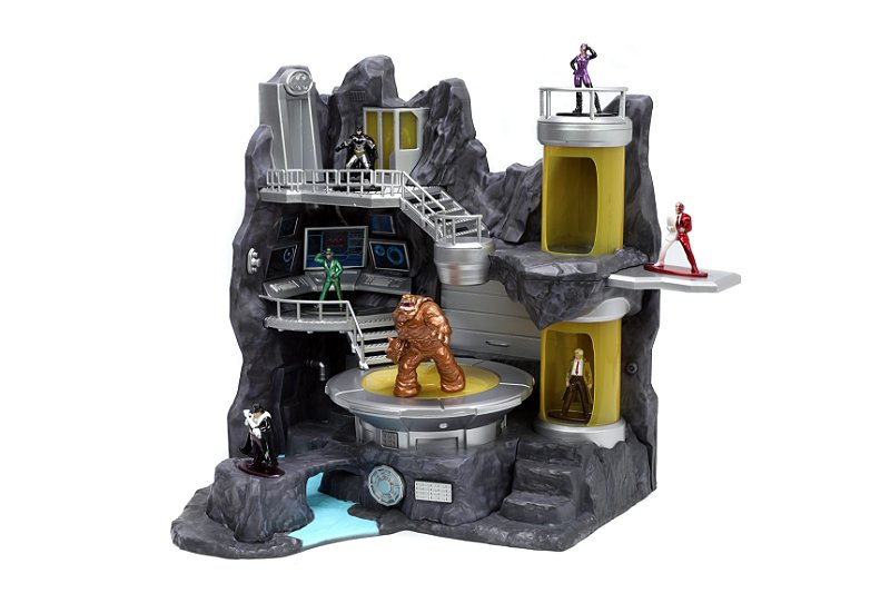 NANO DIORAMA BATCAVERNA