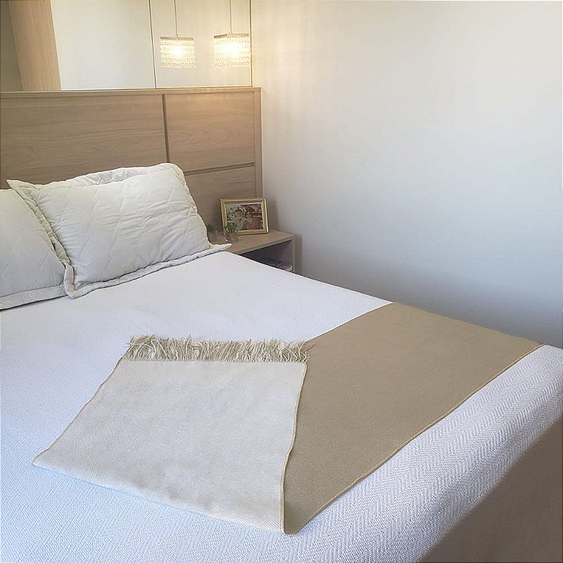 Peseira para Cama Casal Luxo Casal Jacquard 2,10x0,45 Berlim
